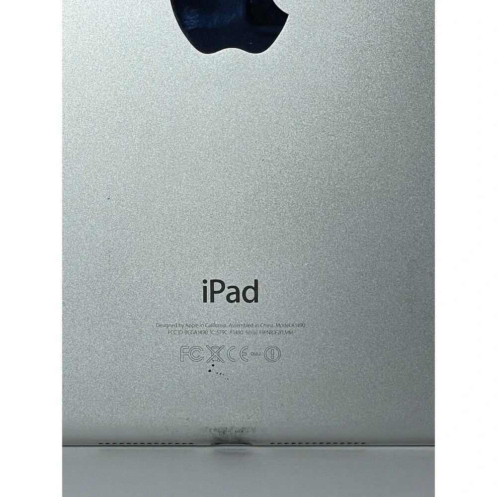 Apple iPad mini 2 Model: ME280LL/A 32 GB Silver/White